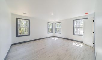 187 Grand Central Pkwy, Bayville, NJ 08721