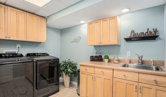 4106 Wildwood Dr, Allegan, MI 49010