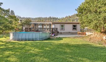 8509 Tenino Ter, Eagle Point, OR 97524