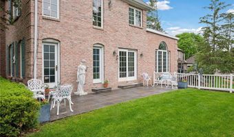 1511 Colleen Ave, Arden Hills, MN 55112