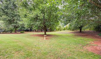 9390 Old Preserve Trl, Ball Ground, GA 30107