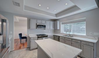 7010 GREEN SPRING Ln, Alexandria, VA 22306