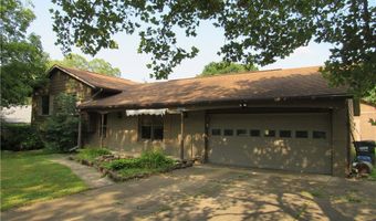 10940 Julie St NE, Alliance, OH 44601