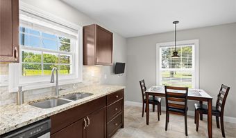 5701 Marine Rd, Alhambra, IL 62001