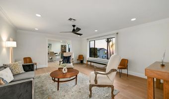 4367 Summit Dr, La Mesa, CA 91941