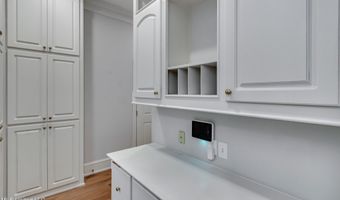 121 Poplar Ridge Dr, Brandon, MS 39047