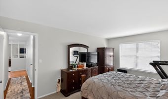 1311 Wellington Pl, Aberdeen, NJ 07747