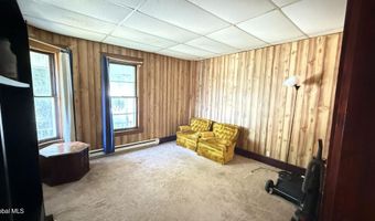 225-227 Brookside Ave, Amsterdam, NY 12010