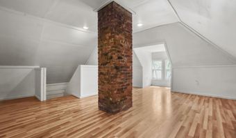 12 E Summer St, Bangor, ME 04401
