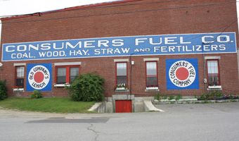 12 14 & 16 Main St, Belfast, ME 04915