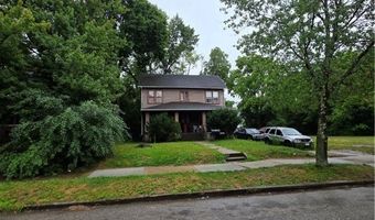 888 Peckham St, Akron, OH 44320