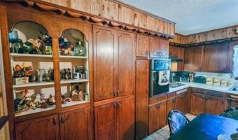 105 W Mockingbird Ln, McAlester, OK 74501