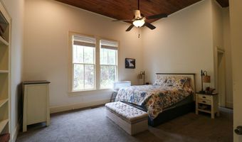 526 Academy St, Bainbridge, GA 39819