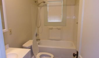 273 E State, Athens, OH 45701