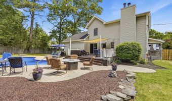482 CLIFTON Ave, Bayville, NJ 08721
