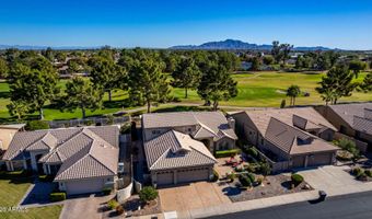 5733 S AMBERWOOD Dr, Chandler, AZ 85248