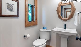 95 Autumn Blaze Ct, Banner Elk, NC 28604