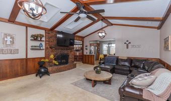 5807 CONTENTED Ln, Amarillo, TX 79109