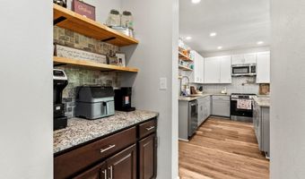 405 Ave 1 NE, Atkins, AR 72823