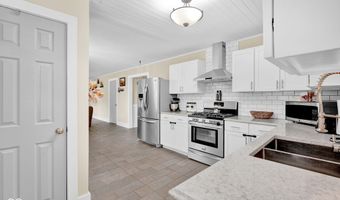 4611 E County Road 100 N, Avon, IN 46123