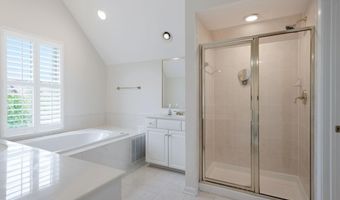 9 FRANKLIN St, Alexandria, VA 22314