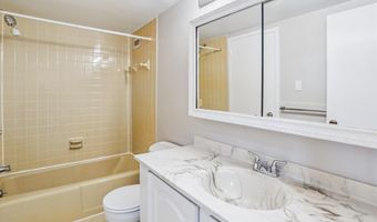 5225 POOKS HILL Rd 417N, Bethesda, MD 20814