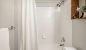 1701 16TH St NW 426, Washington, DC 20009