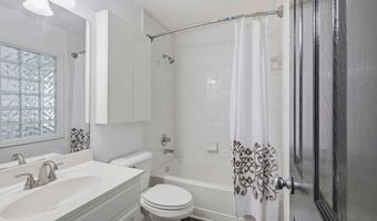 2232 Dunseath Ave NW Apt 105, Atlanta, GA 30318