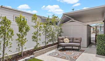 7226 San Bartolo St 204, Carlsbad, CA 92011