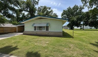 406 S Wells Ave, Altamont, KS 67330