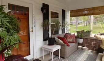 111 E Maple St, Arcadia, MO 63621