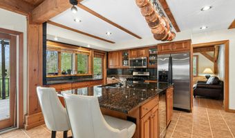 9- A Obtuse Rocks Rd, Brookfield, CT 06804