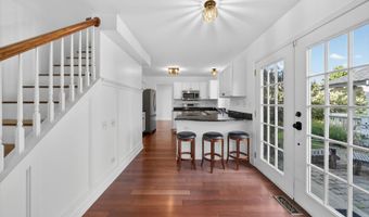 1141 Stonegate Rd, Algonquin, IL 60102
