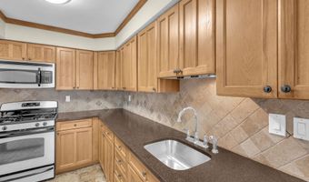 5111 8TH Rd S 407, Arlington, VA 22204