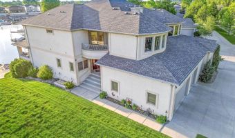 1408 Riverwood Dr, Bismarck, ND 58504
