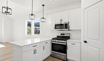 694 S Liberty Cove Dr, Cedar City, UT 84720