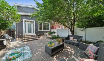 617 Avenue E, Bayonne, NJ 07002