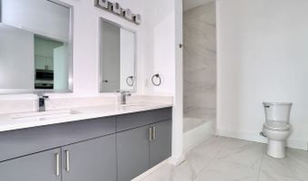 425 AVENUE C 504, Bayonne, NJ 07002