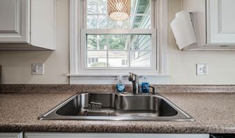 95 Loop Rd, Acton, ME 04001