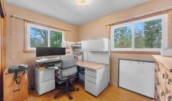 235 School St, Amherst, WI 54406