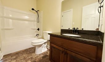 70 Gates Ln, Batesville, AR 72501