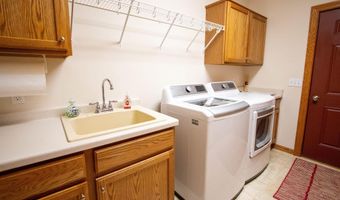 901 Park Dr, Anita, IA 50020