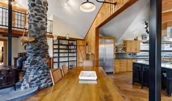 63220 Johnson Rd, Bend, OR 97703