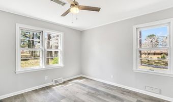 789 Pinewood, Macon, GA 31204