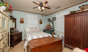 207 S Honeysuckle St, Banks, AR 71631