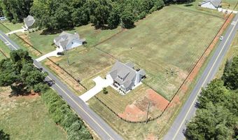 1486 MCCOY BRIDGE Rd, Homer, GA 30547