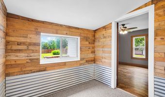 308 18th St, Bedford, IN 47421