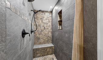 290 Leighton Rd, Augusta, ME 04330