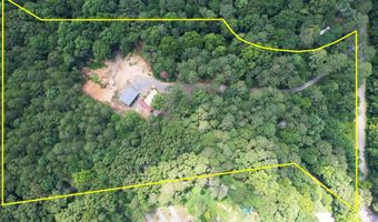 686 Welcome Valley Rd, Benton, TN 37307