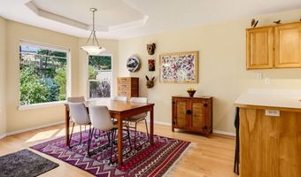 2148 Birchwood Ln, Ashland, OR 97520